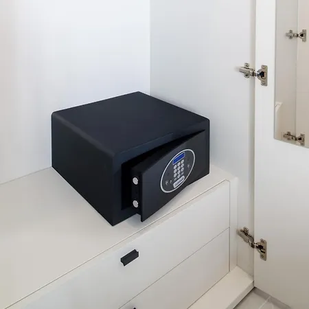 Cloister 4* 아말피