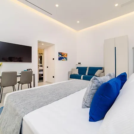 Cloister 게스트하우스