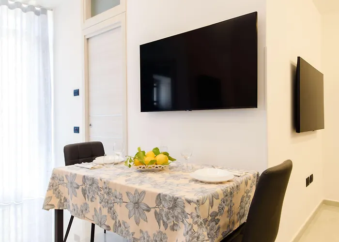 Cloister Casa de hóspedes 4*